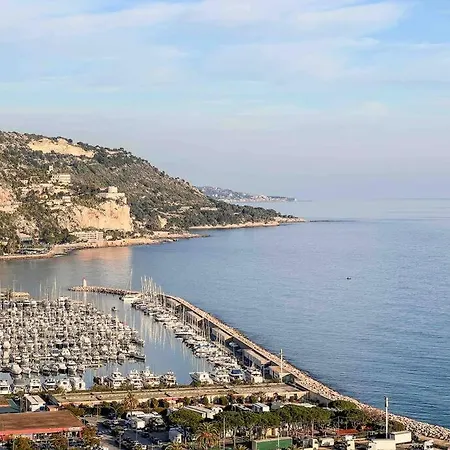 - Vue Panoramique Exceptionnelle ! 4pers Appartamento