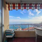 - Vue Panoramique Exceptionnelle ! 4pers マントン