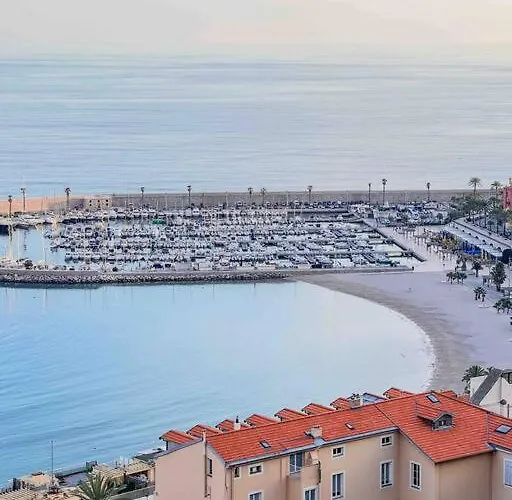 - Vue Panoramique Exceptionnelle ! 4pers * Μεντόν